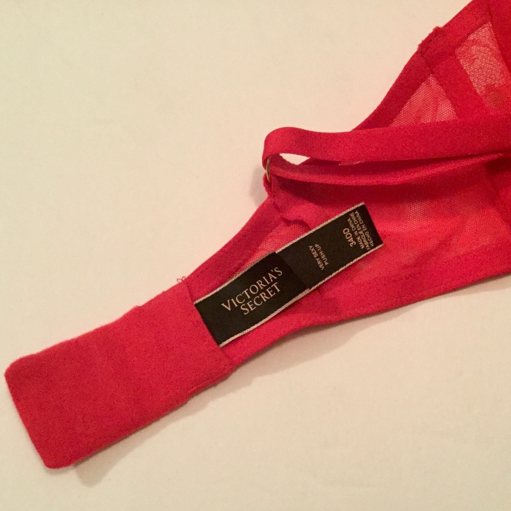 VICTORIA SECRET VERY SEXY PUSH UP BRA - Picture 3 of 3